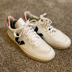 Veja Sneakers